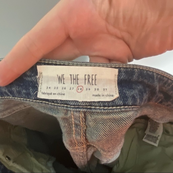 Free People Distressed Skinny Jeans NWT 28 Short - Picture 8 of 10
